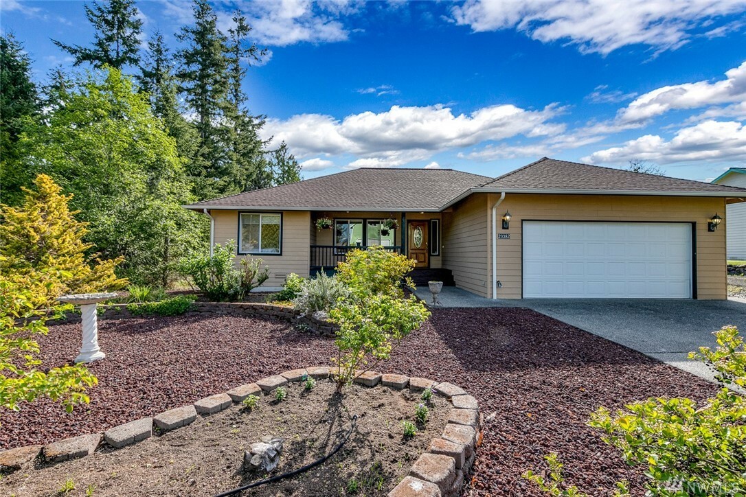 Property Photo:  20382 12th Ave NE  WA 98370 