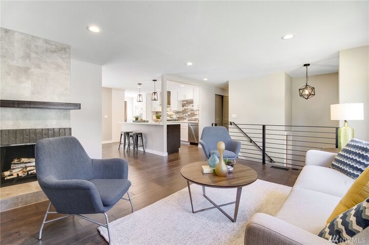 Property Photo: 6114 148th Place SW WA 98026