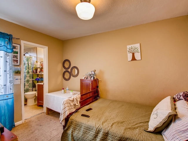 Property Photo:  809 Fern Street  CA 92027 