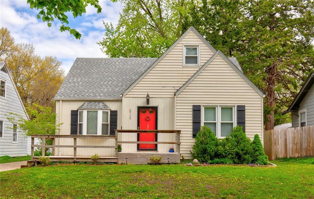 Property Photo:  5715 Forest Avenue  IA 50311 