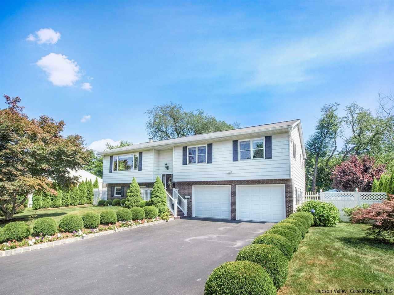 Property Photo:  60 Hillcrest  NY 12401 