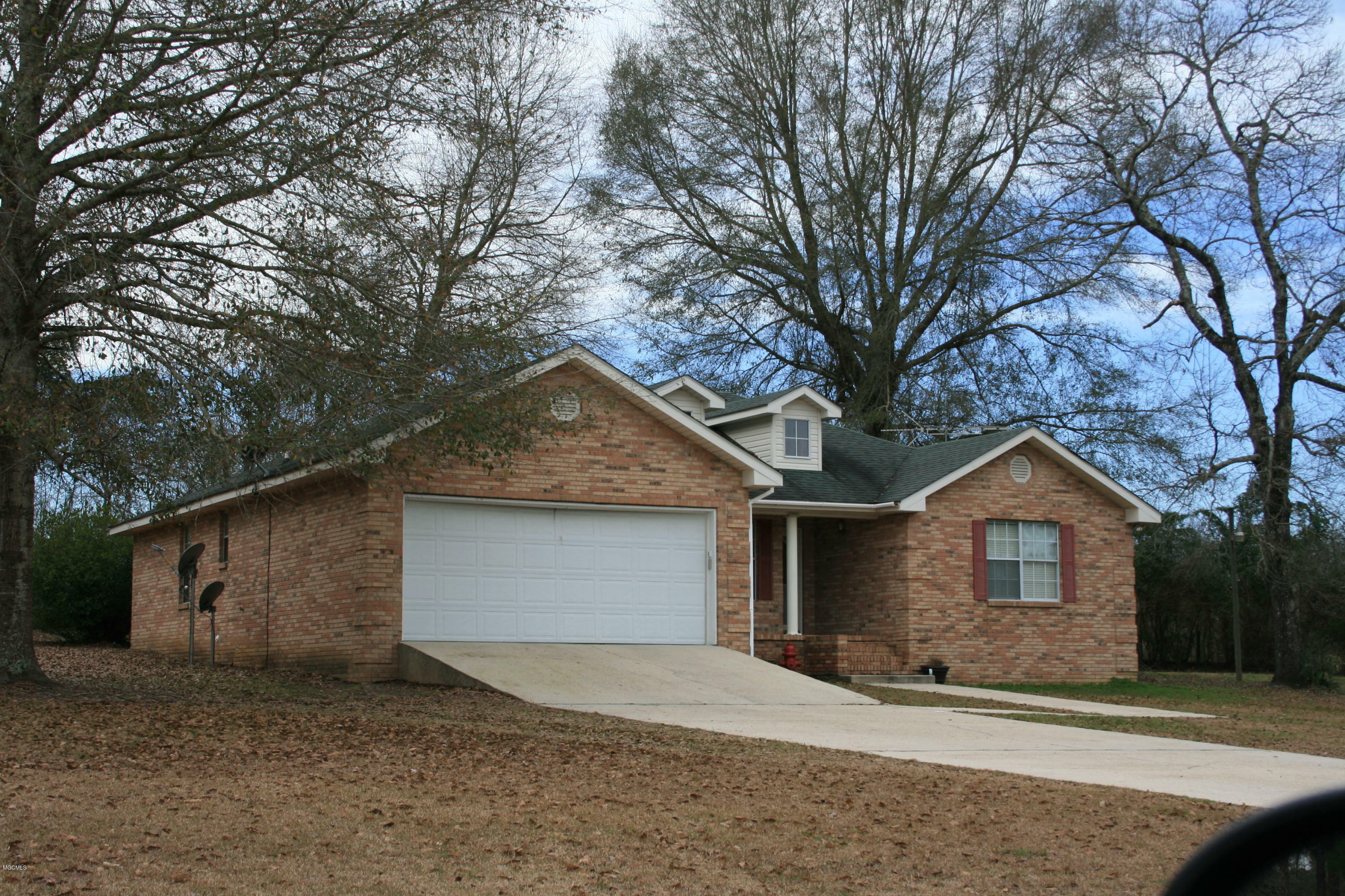 7 Oak Ridge Lane  Poplarville MS 39470 photo