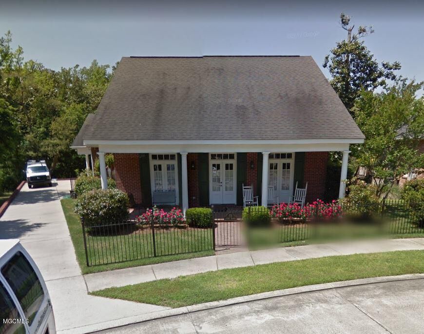 Property Photo:  1529 Magnolia Street  MS 39507 