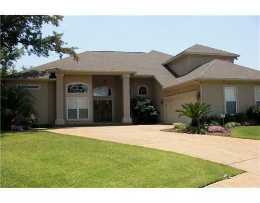 Property Photo:  2122 Whitney Oaks Drive  MS 39564 