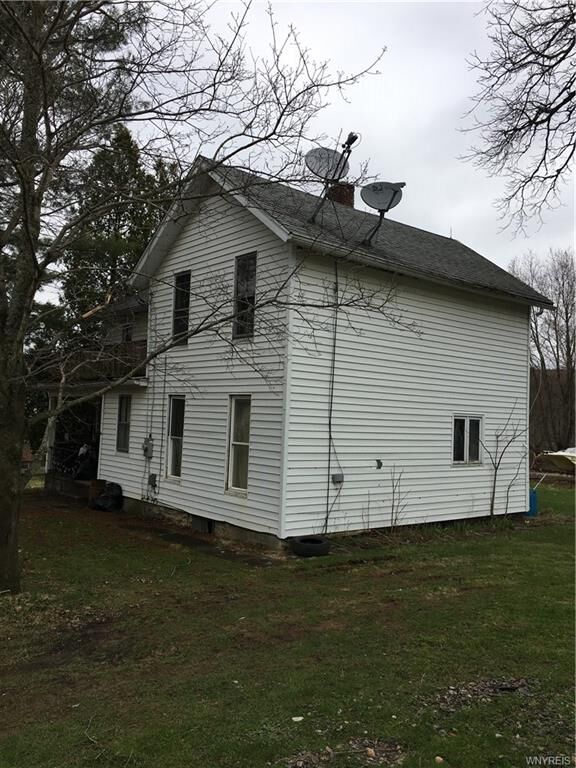 Property Photo:  10823 New Oregon Road  NY 14111 