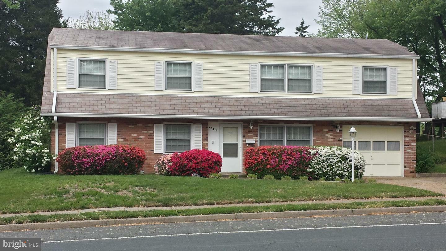 Property Photo:  13312 Hillendale Drive  VA 22193 