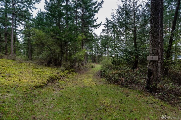 Property Photo: 1 Southridge Rd WA 98221