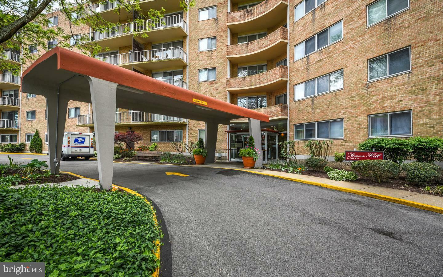 Property Photo:  100 West Avenue 629N  PA 19046 