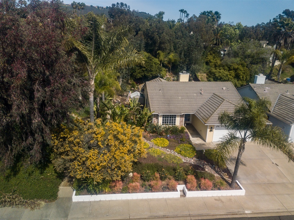 Property Photo:  670 Dane Dr  CA 92069 