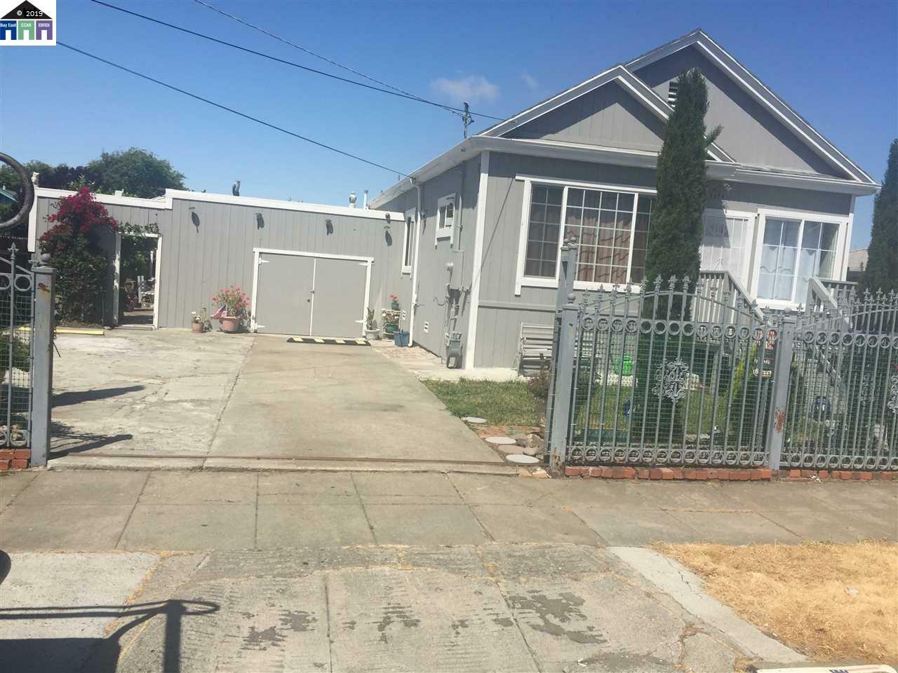 Property Photo:  635 12th St  CA 94801 