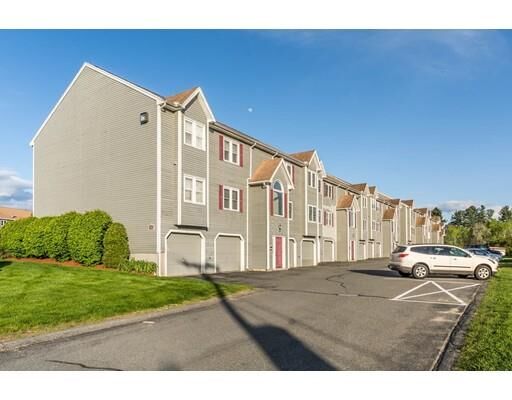 Property Photo: 94 Tennis Plaza Rd 9 MA 01826