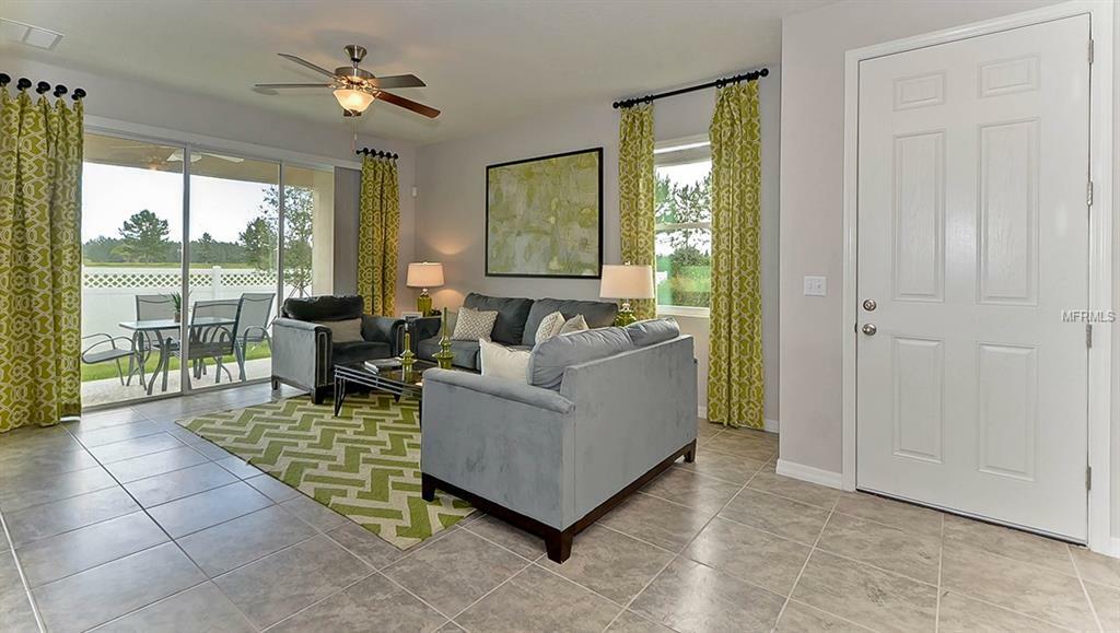 Property Photo: 7516 Stonebrook Circle FL 33545