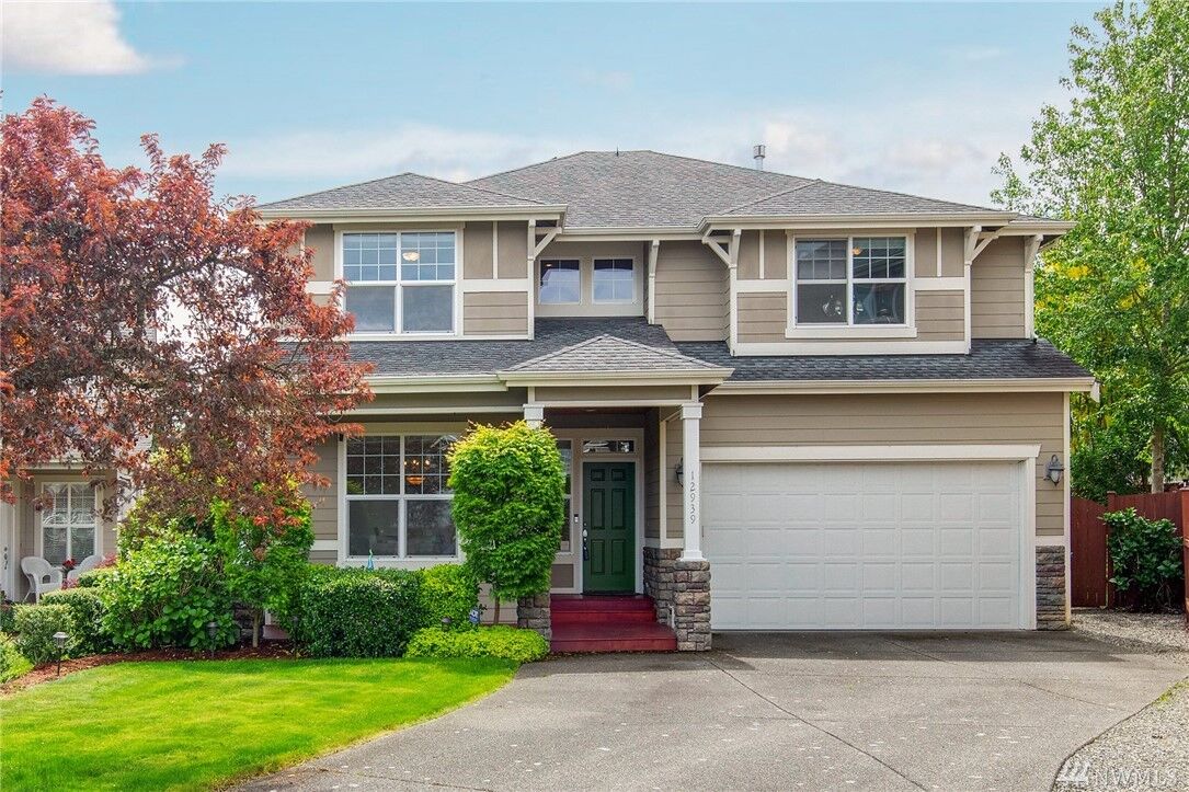 Property Photo: 12939 SE 216th Place WA 98031