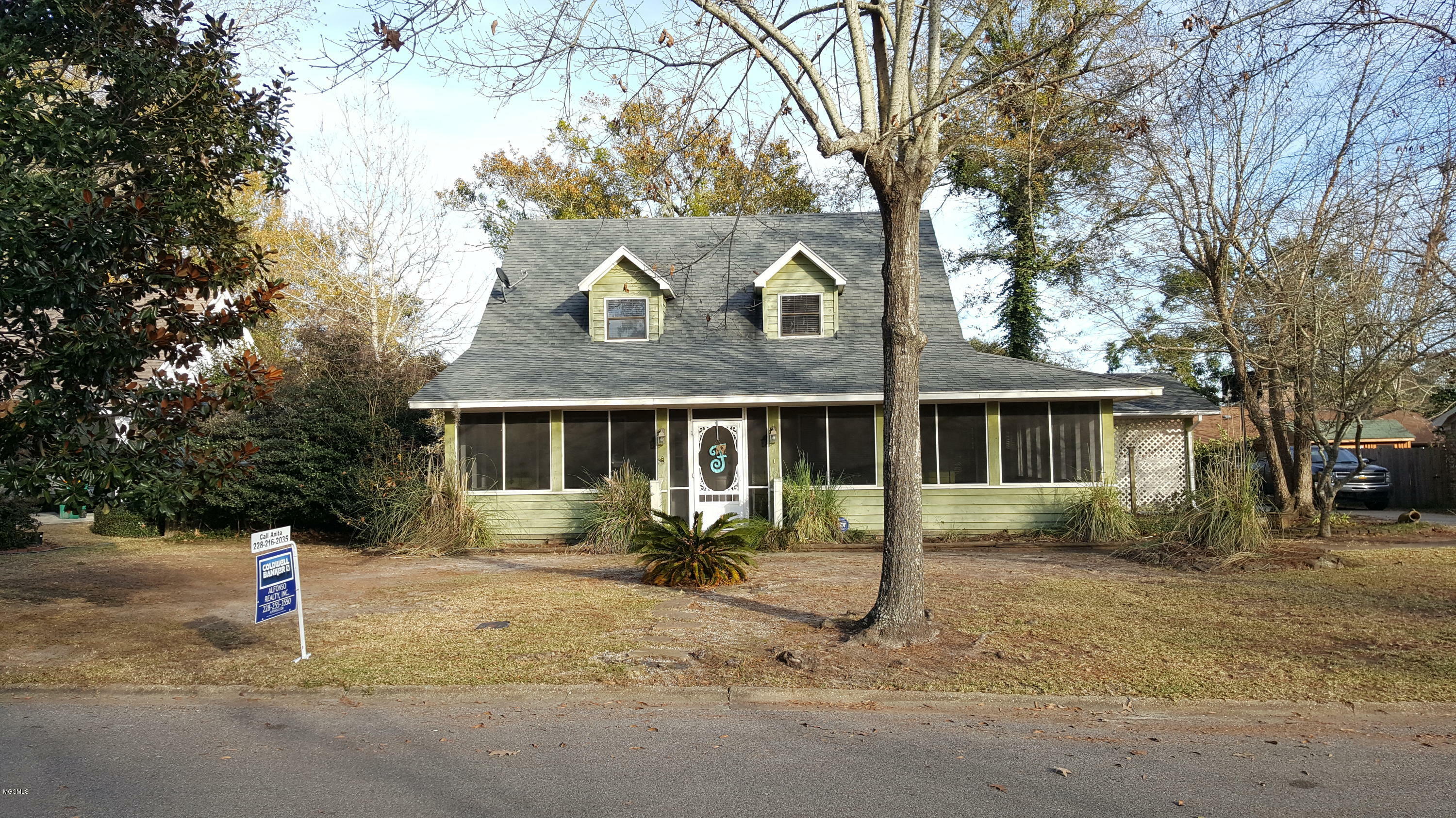 Property Photo:  219 Boggs Circle  MS 39560 