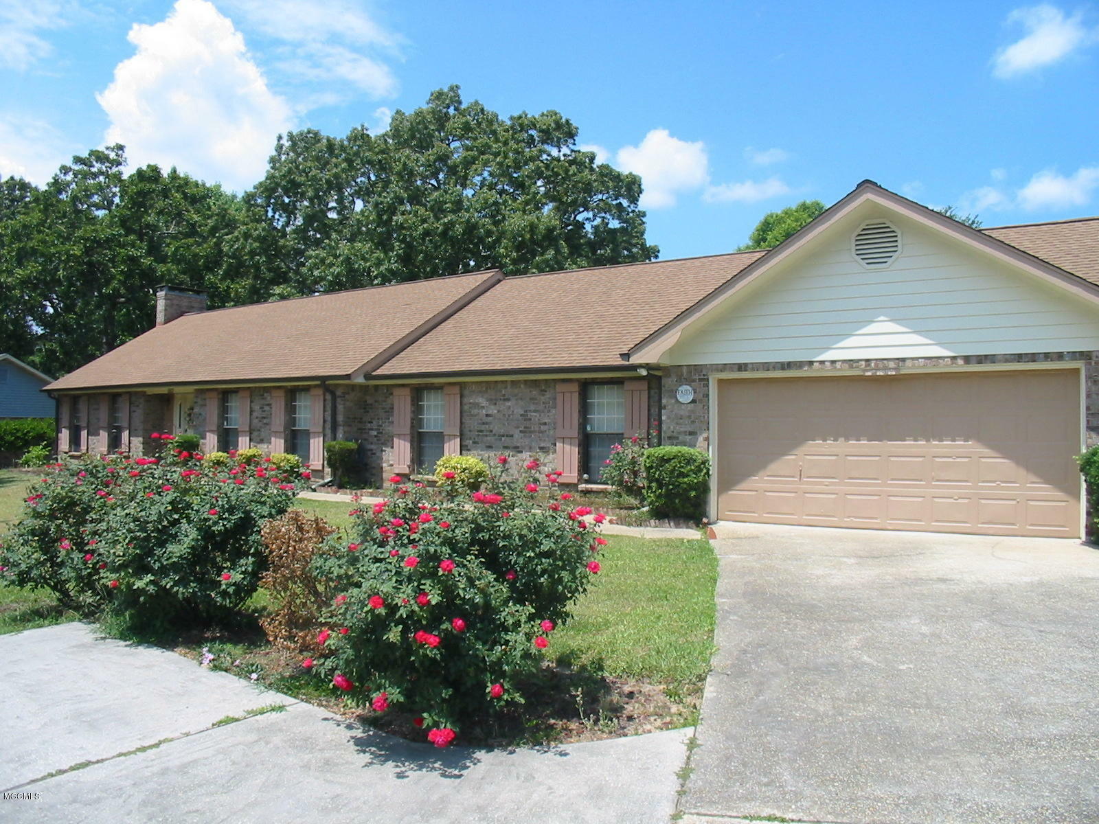 Property Photo:  553 Golf Club Drive  MS 39525 