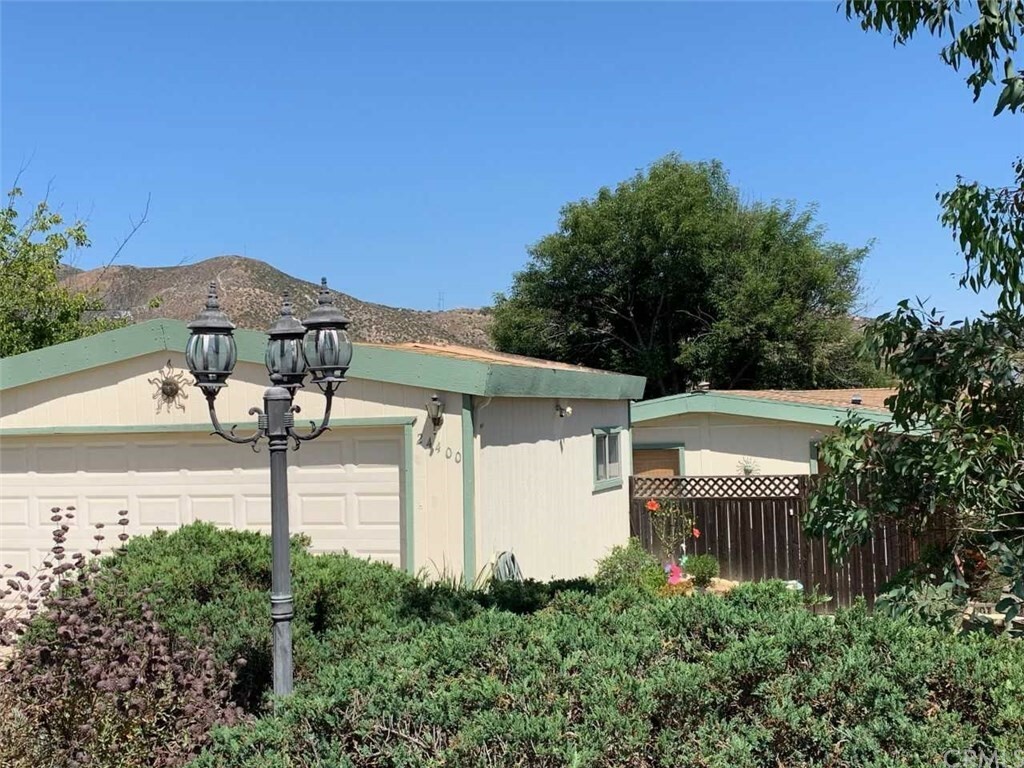 24400 Wagon Wheel Lane  Wildomar CA 92595 photo