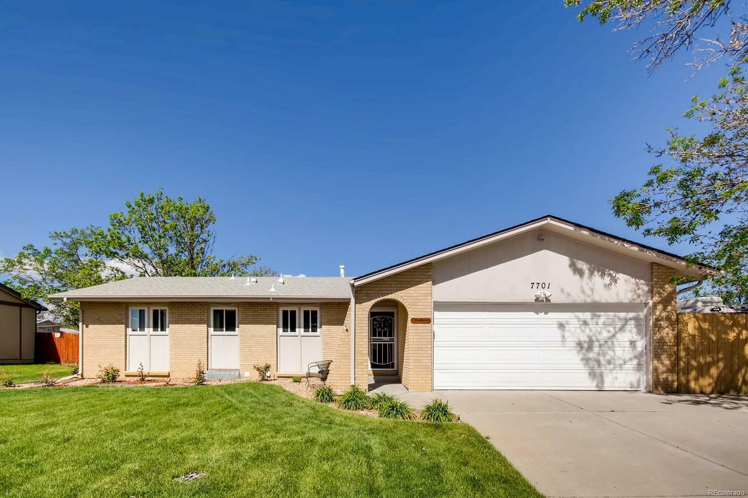 Property Photo:  7701 S Columbine Street  CO 80122 