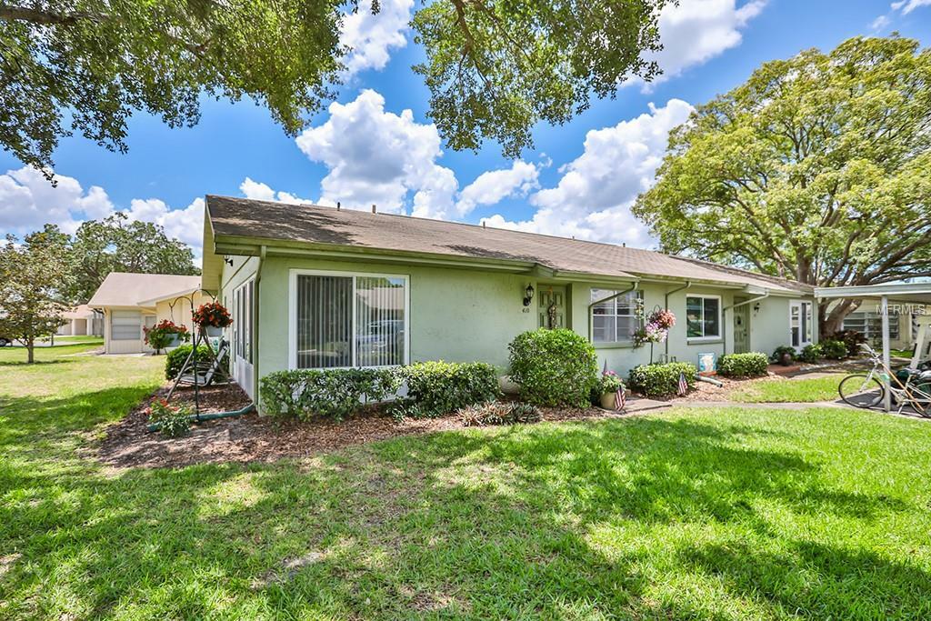 Property Photo:  410 Gloucester Boulevard  FL 33573 