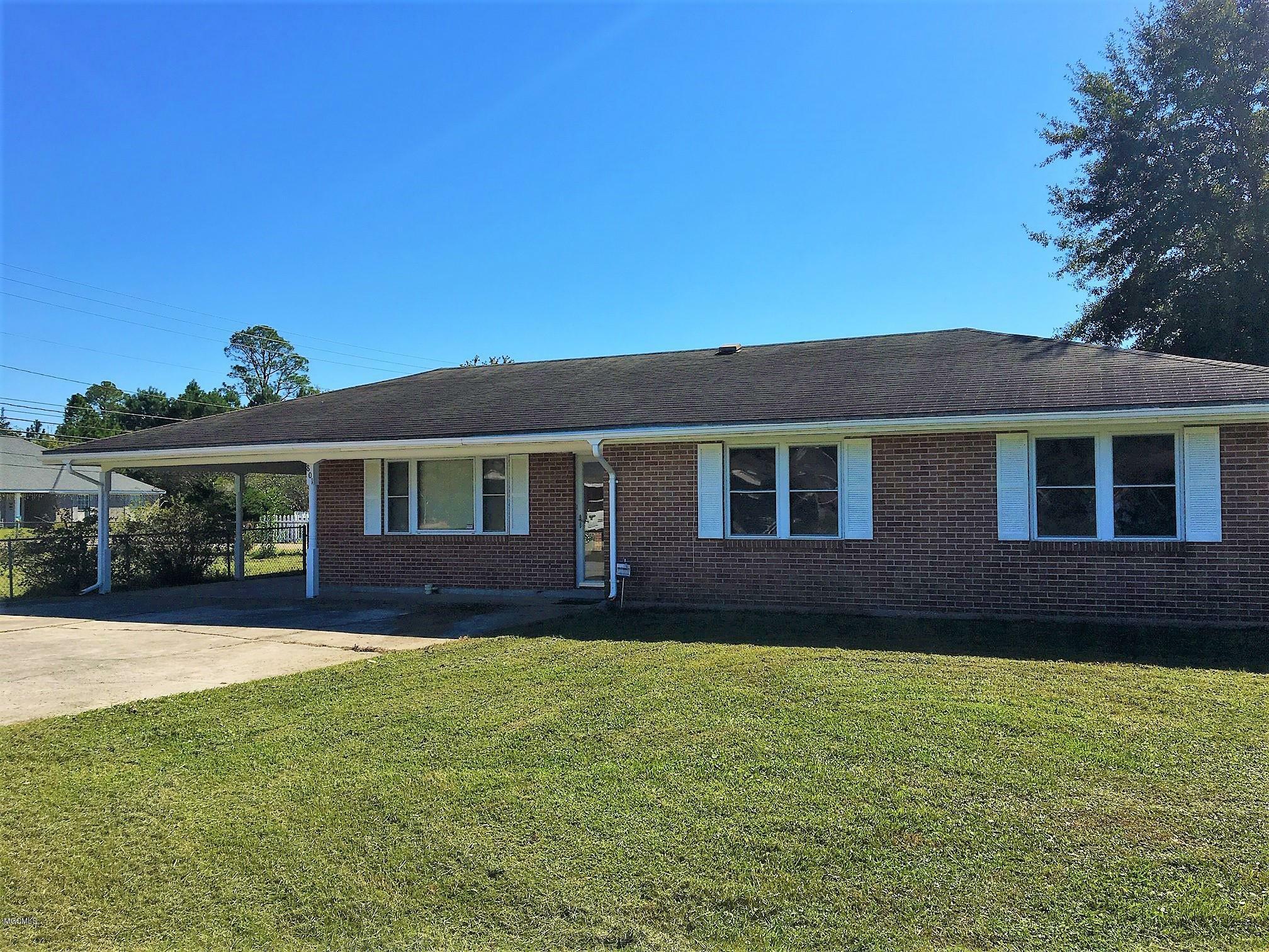 801 Willow Street  Waveland MS 39576 photo