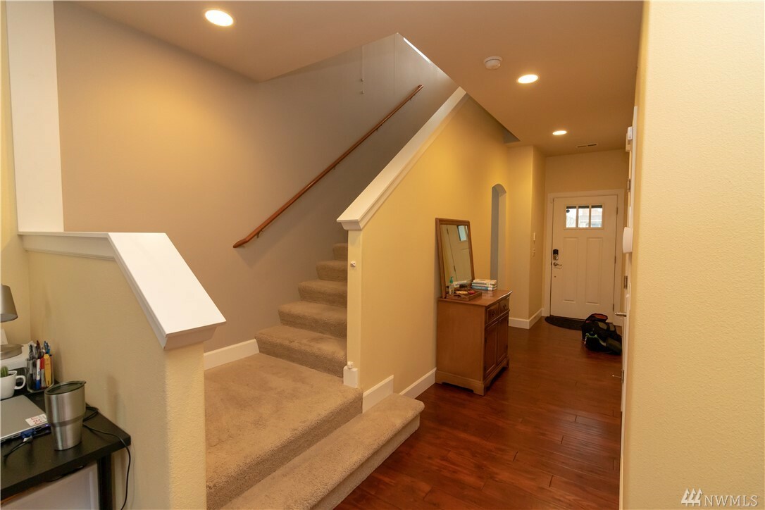 Property Photo: 18518 21st Ave E WA 98387