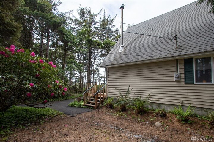 Property Photo:  31 N 3rd St  WA 98571 