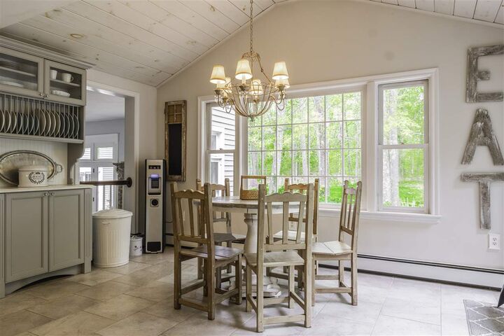 Property Photo:  19 Washington Way  NH 03848 