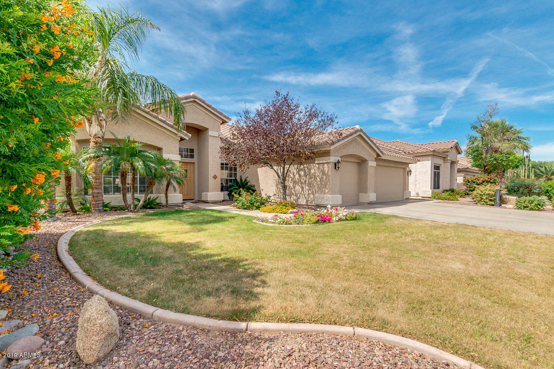 Property Photo:  605 W Stanford Avenue  AZ 85233 