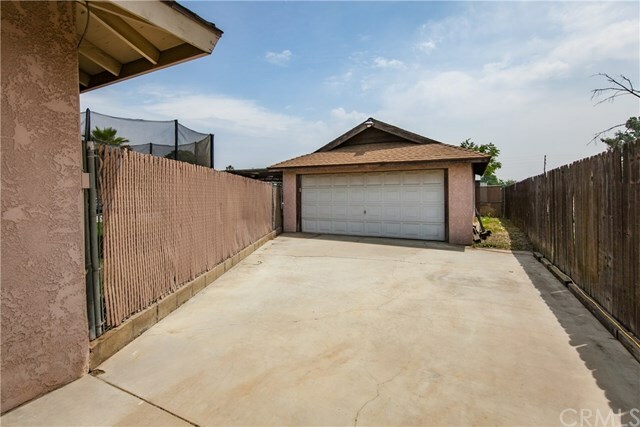 Property Photo:  11201 Walnut  CA 92316 