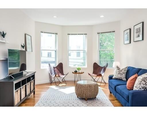 5 Elm St 2  Brookline MA 02445 photo