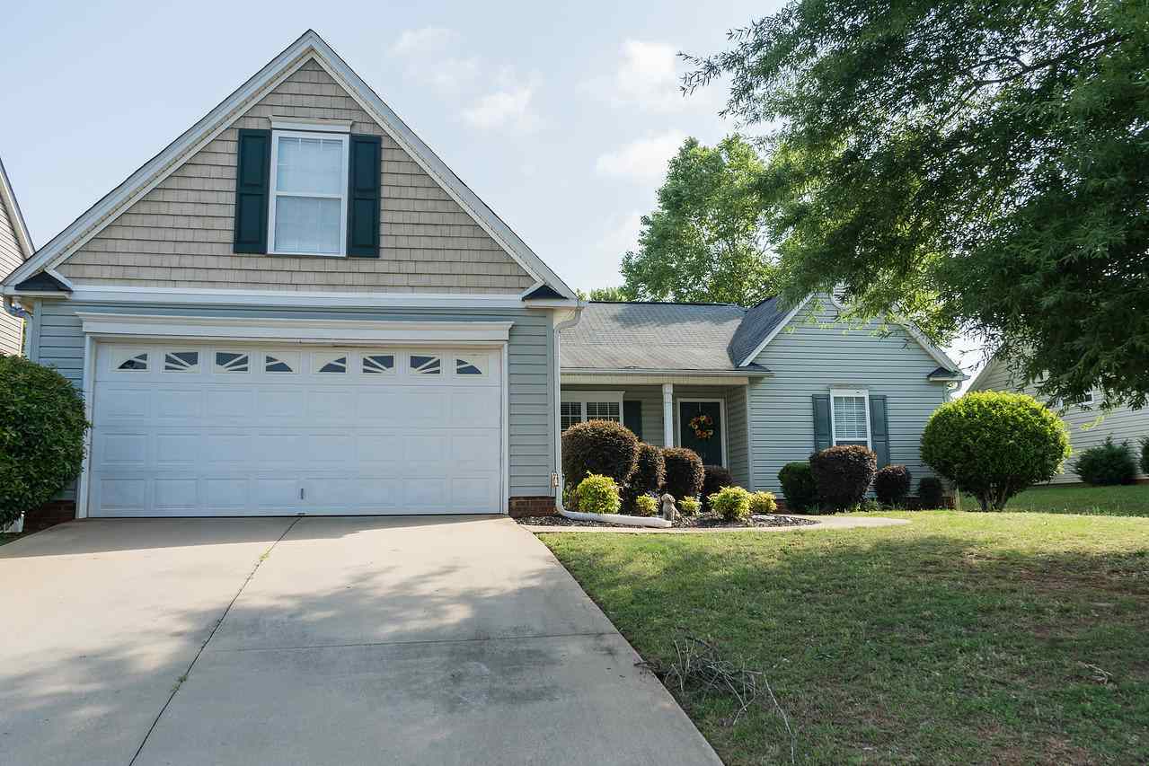 Property Photo:  213 Wycliff Drive  SC 29301 