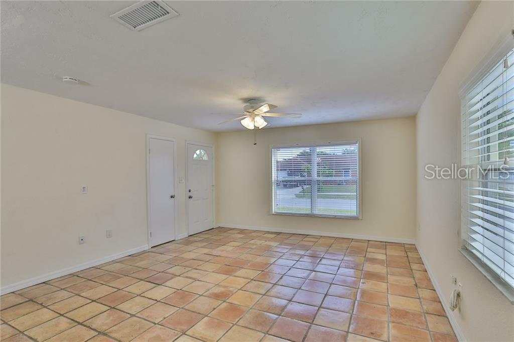 Property Photo: 6918 Friendship Drive FL 34241