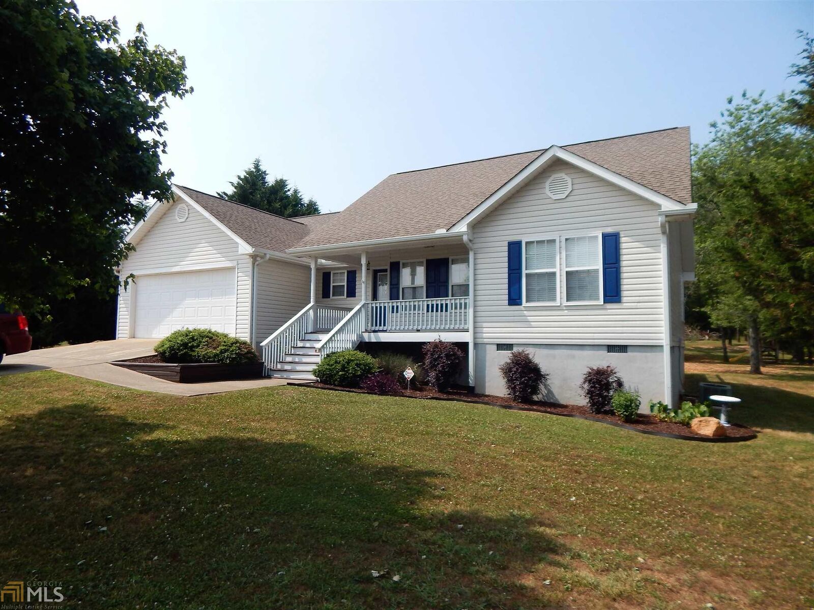 Property Photo: 696 Ash Wood Lane GA 30528