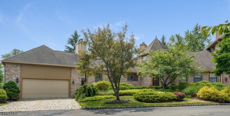 Property Photo:  6 Dearburn Court  NJ 07932 