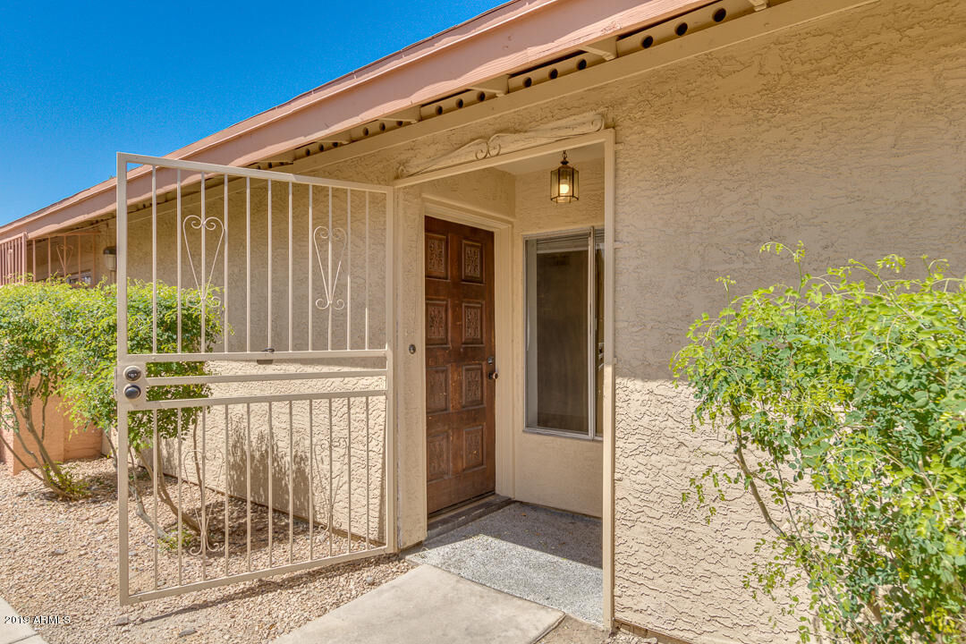 Property Photo: 4486 W Palmaire Avenue AZ 85301