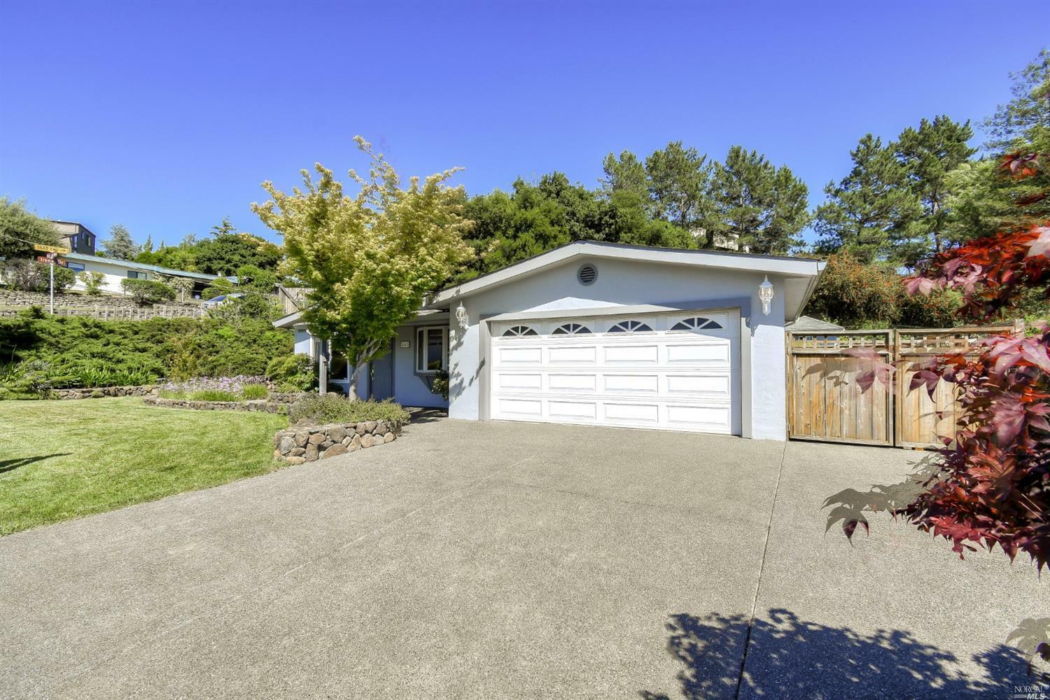 Property Photo:  648 Louise Avenue  CA 94947 