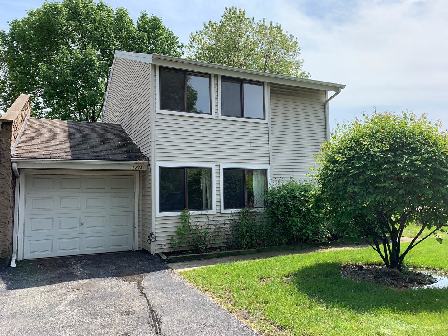 Property Photo:  1739 East Clear Creek Bay  IL 60074 