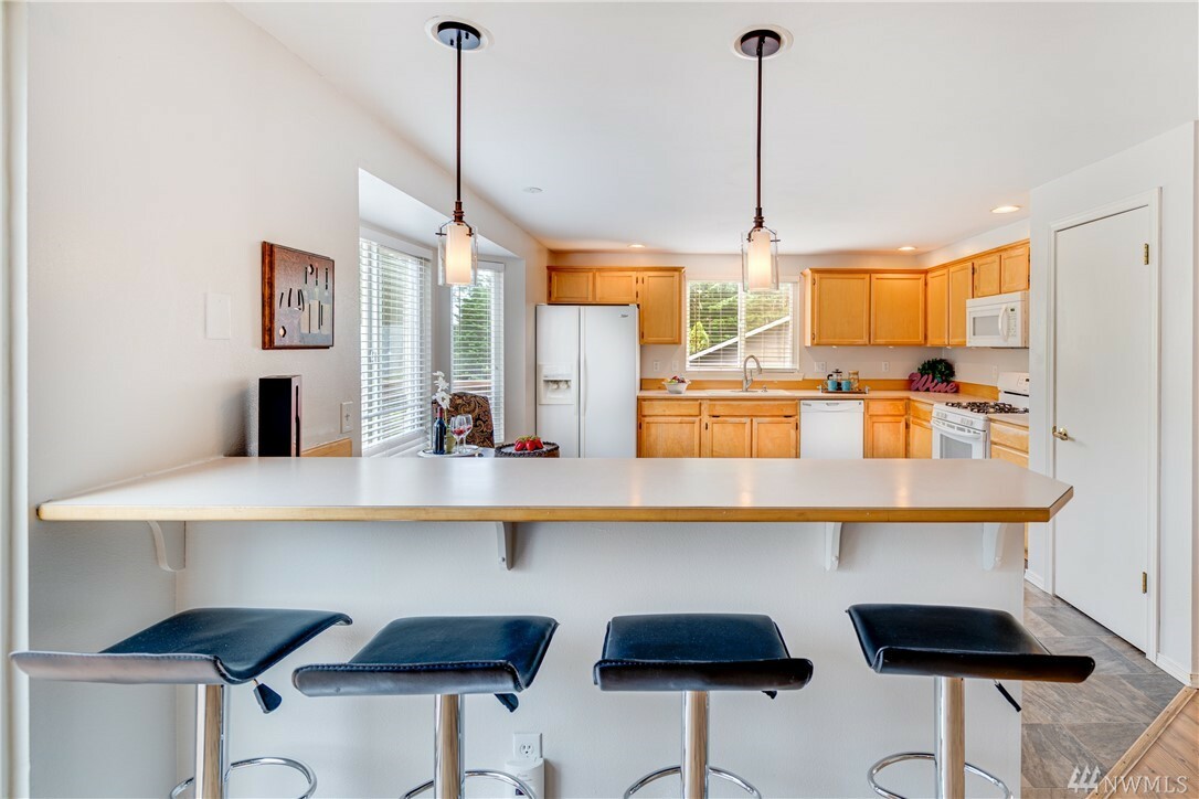 Property Photo: 25857 201st Ave SE WA 98042