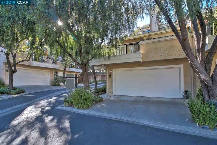2034 Lost Lake Pl  Martinez CA 94553 photo
