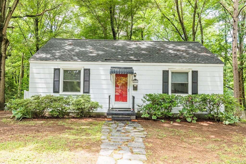 Property Photo: 1814 Westhill Road VA 23226