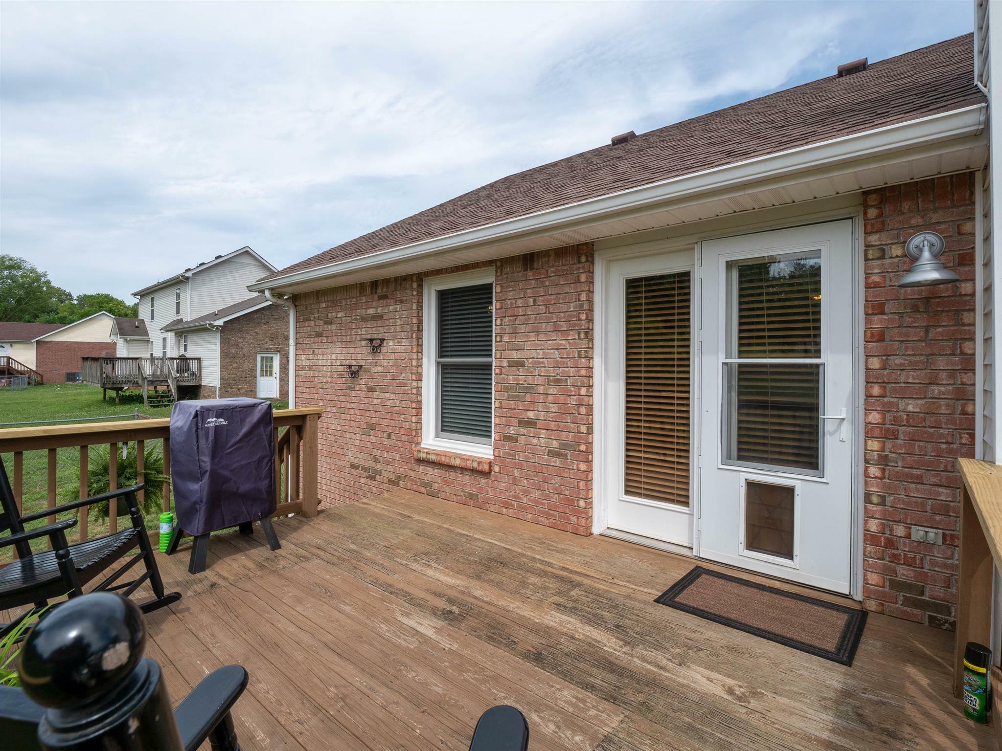 Property Photo:  535 Brentwood Cir  TN 37042 