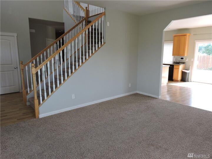 Property Photo:  802 NE Country Ave  WA 98848 