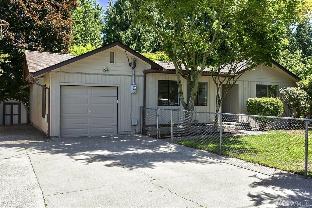 Property Photo:  6915 Columbia Ct  WA 98203 