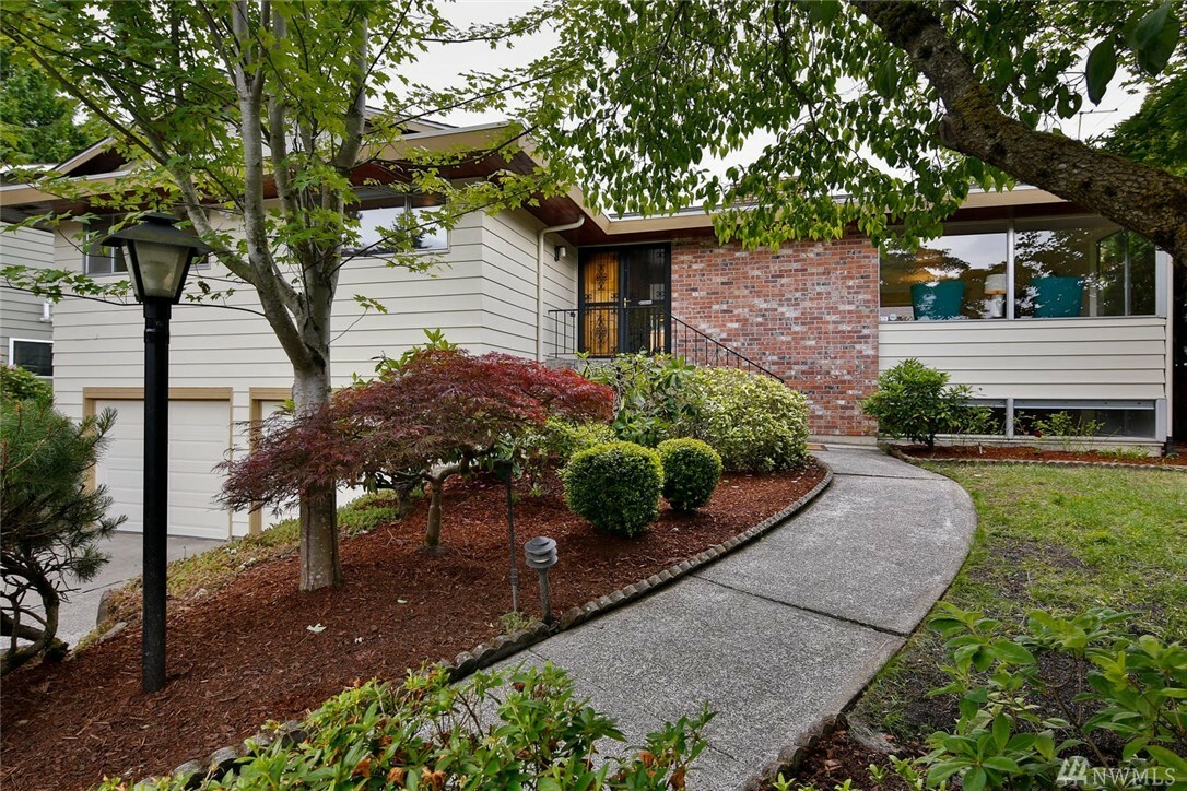 Property Photo:  10011 41st Ave NE  WA 98125 