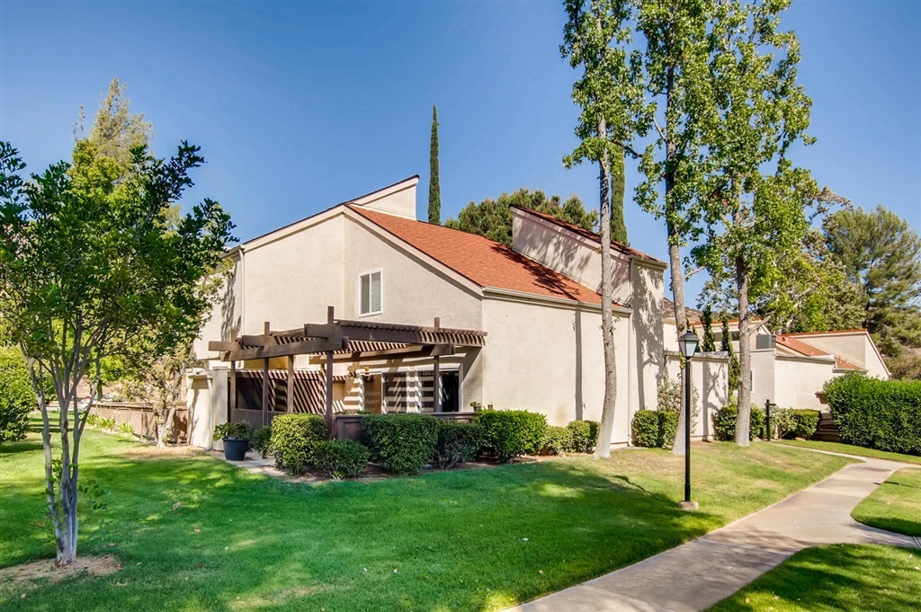 Property Photo:  23958 Green Haven Lane  CA 92065 