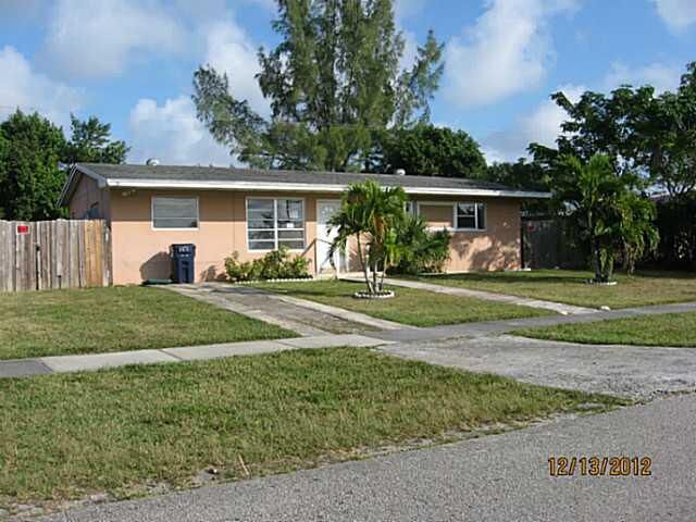 Property Photo:  11865 SW 185 St  FL 33177 