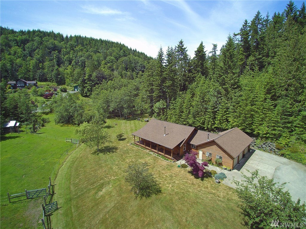 Property Photo:  1384 Grauel-Ramapo Rd  WA 98363 