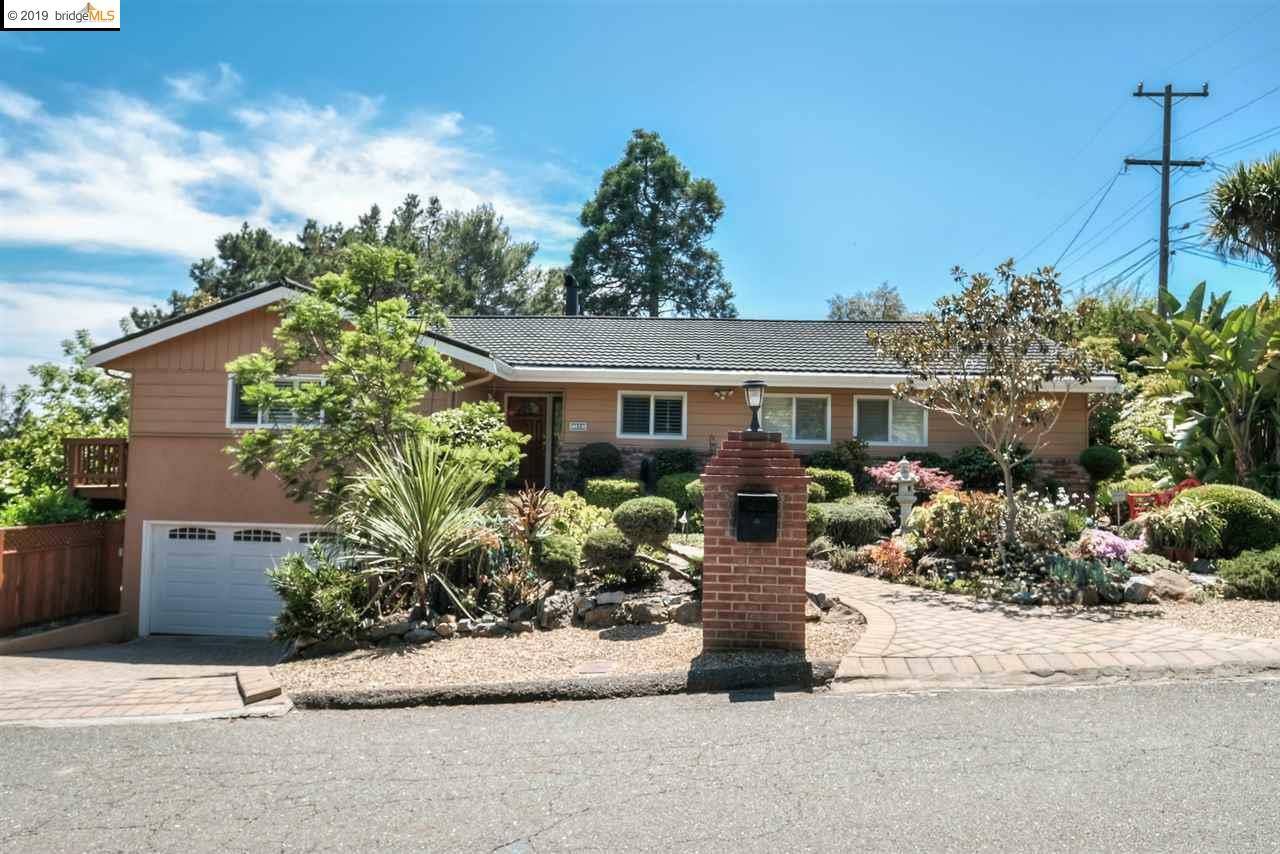 Property Photo: 11001 Lochard St CA 94605