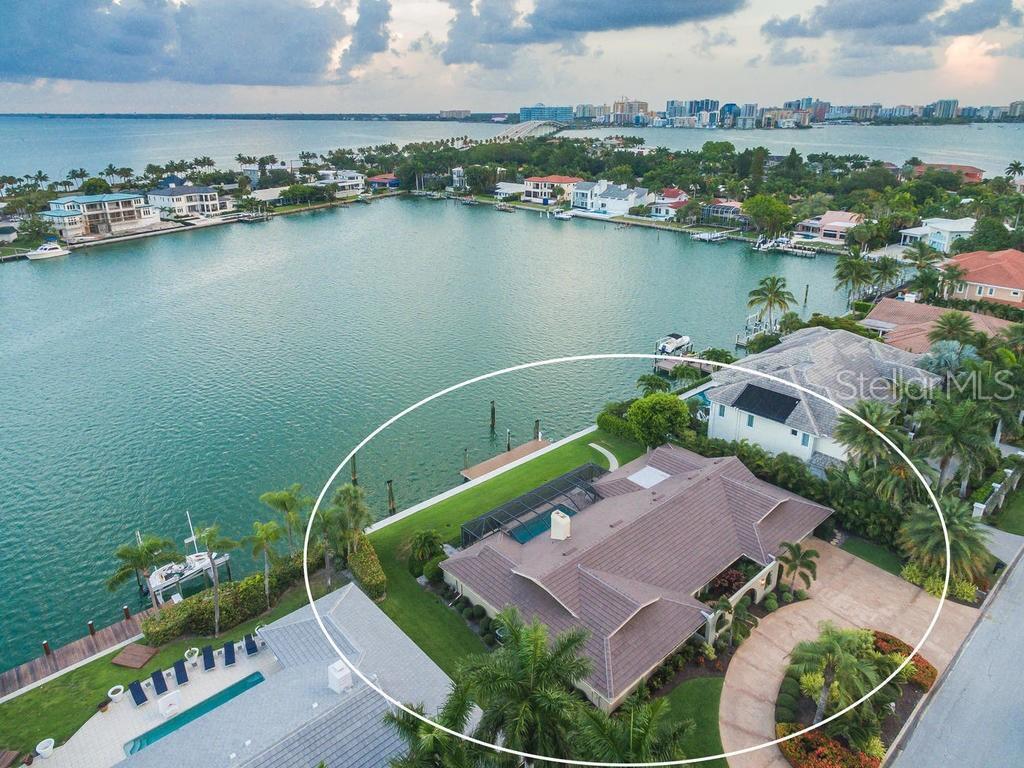 Property Photo: 111 N Warbler Lane FL 34236