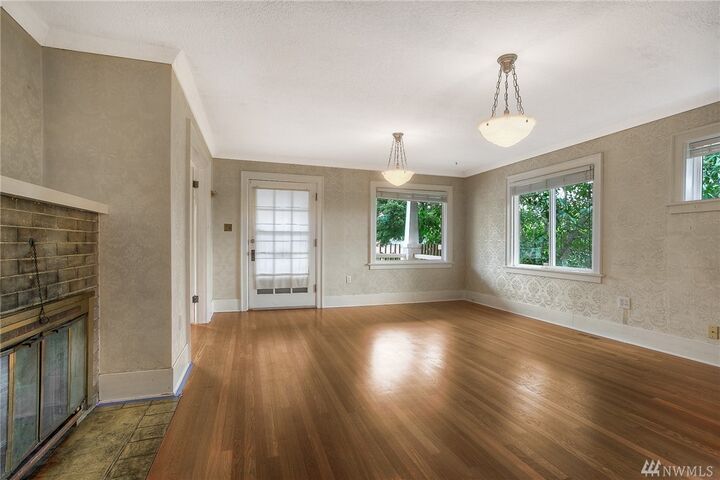 Property Photo: 317 S Division Lane WA 98418