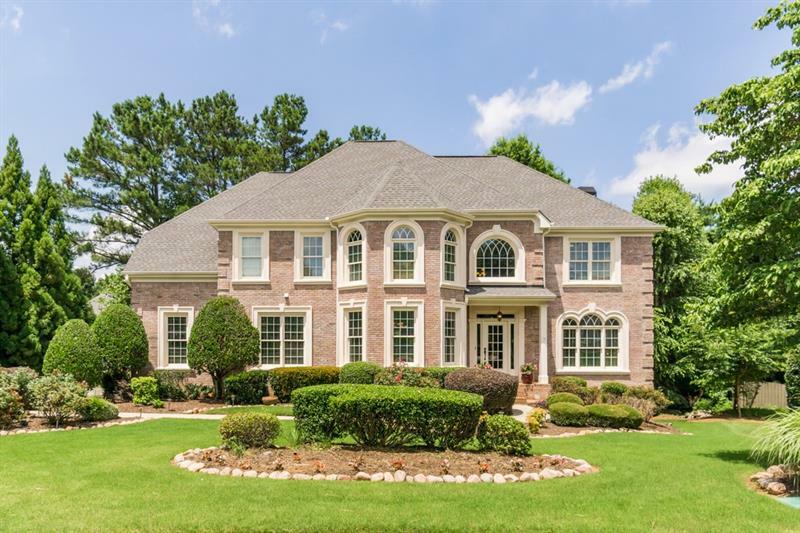 Property Photo: 310 Autumn Breeze Drive 30075